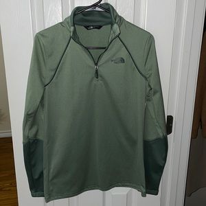Like new, size medium, north face zip up